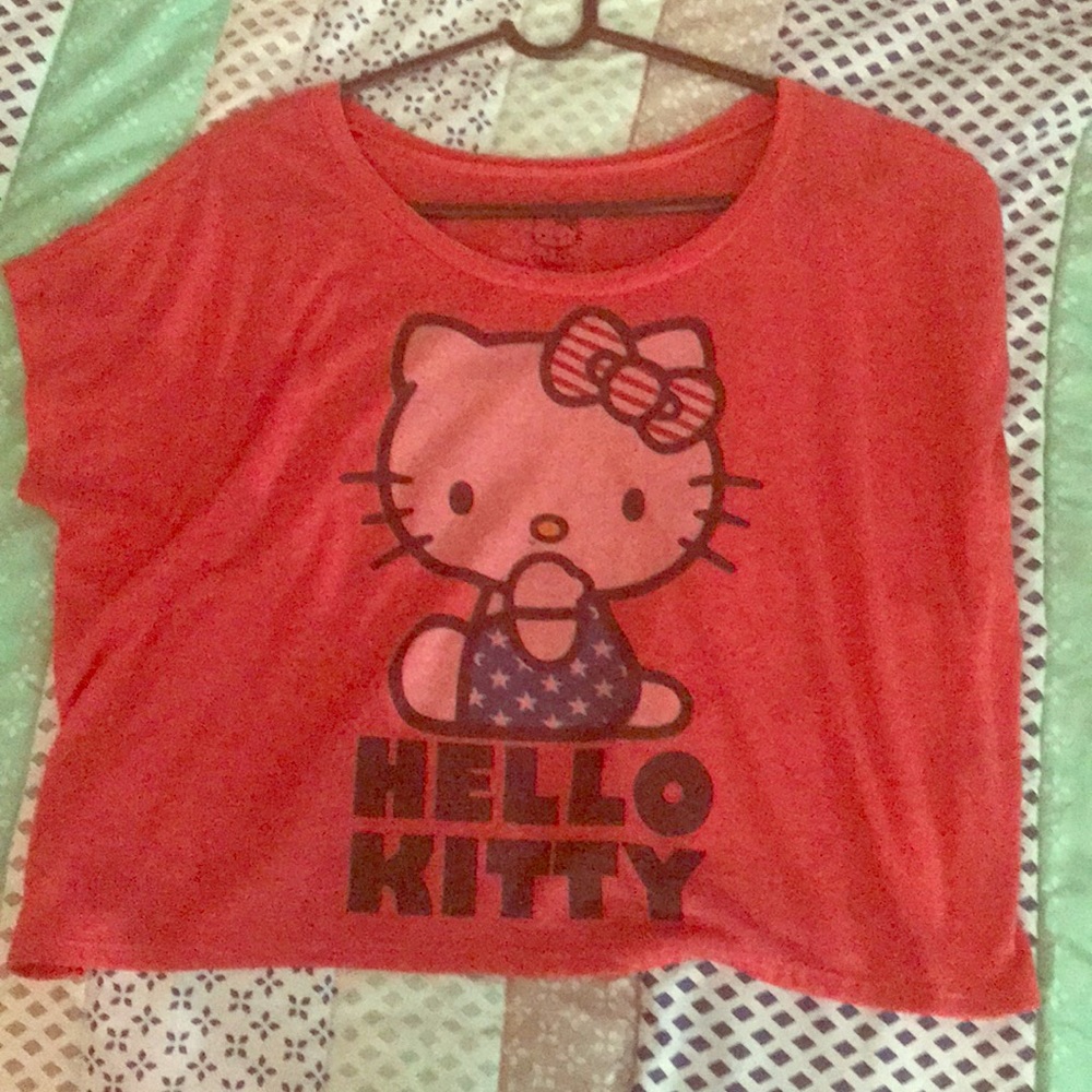 Graphic Crop Top